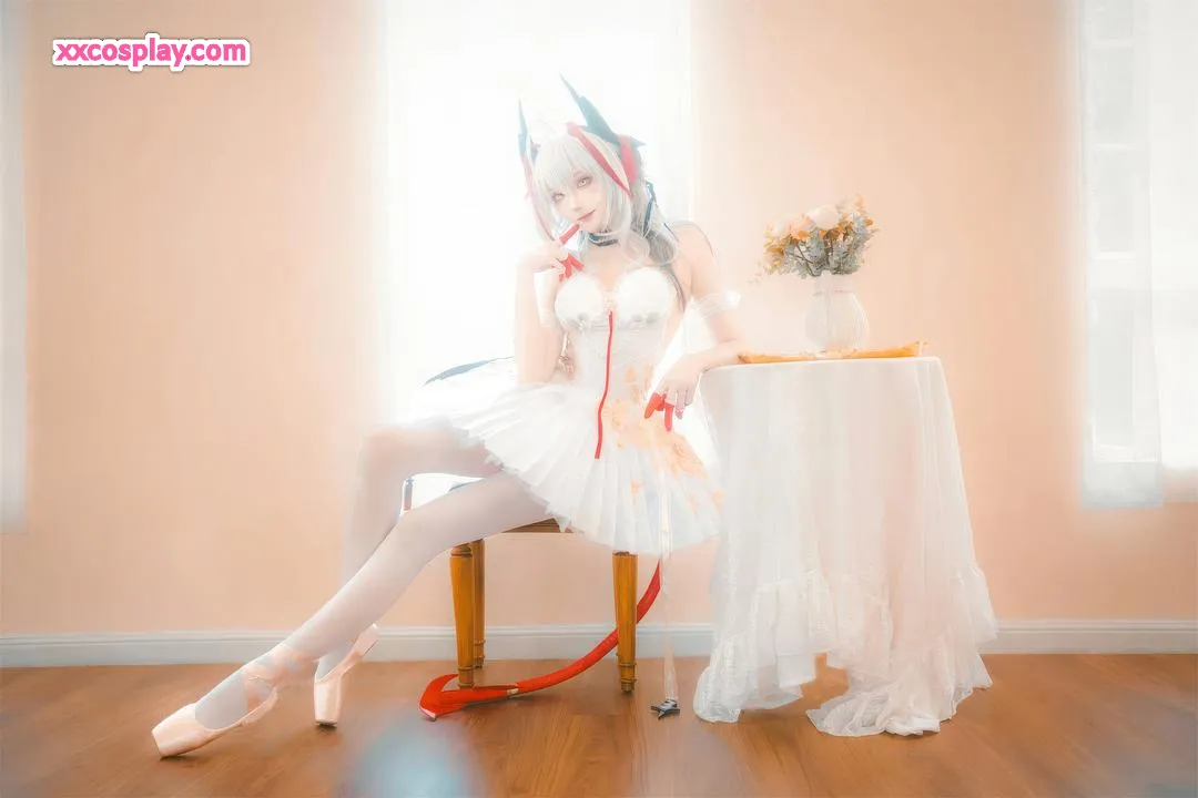 Guaxi Jiang - Arknights W Ballet Cosplay